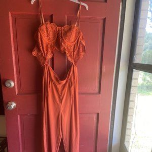 rust color/orange size L